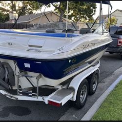 2001 GLASTRON GX 205 V-8 ), 5.0 Volvo Penta
