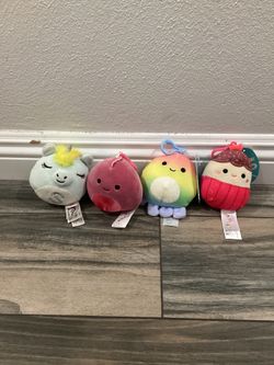 4 Pack Squishmallow Keychains