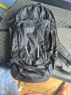 CamelBak M.U.L.E Mountain Biking Backpack Hydration Pack With 3L/100oz Bladder