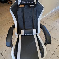 gaming chair