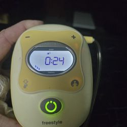 Medela Freestyle Portable Breastpump