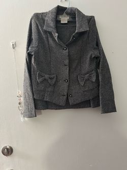 Cute little jacket w matching skirt