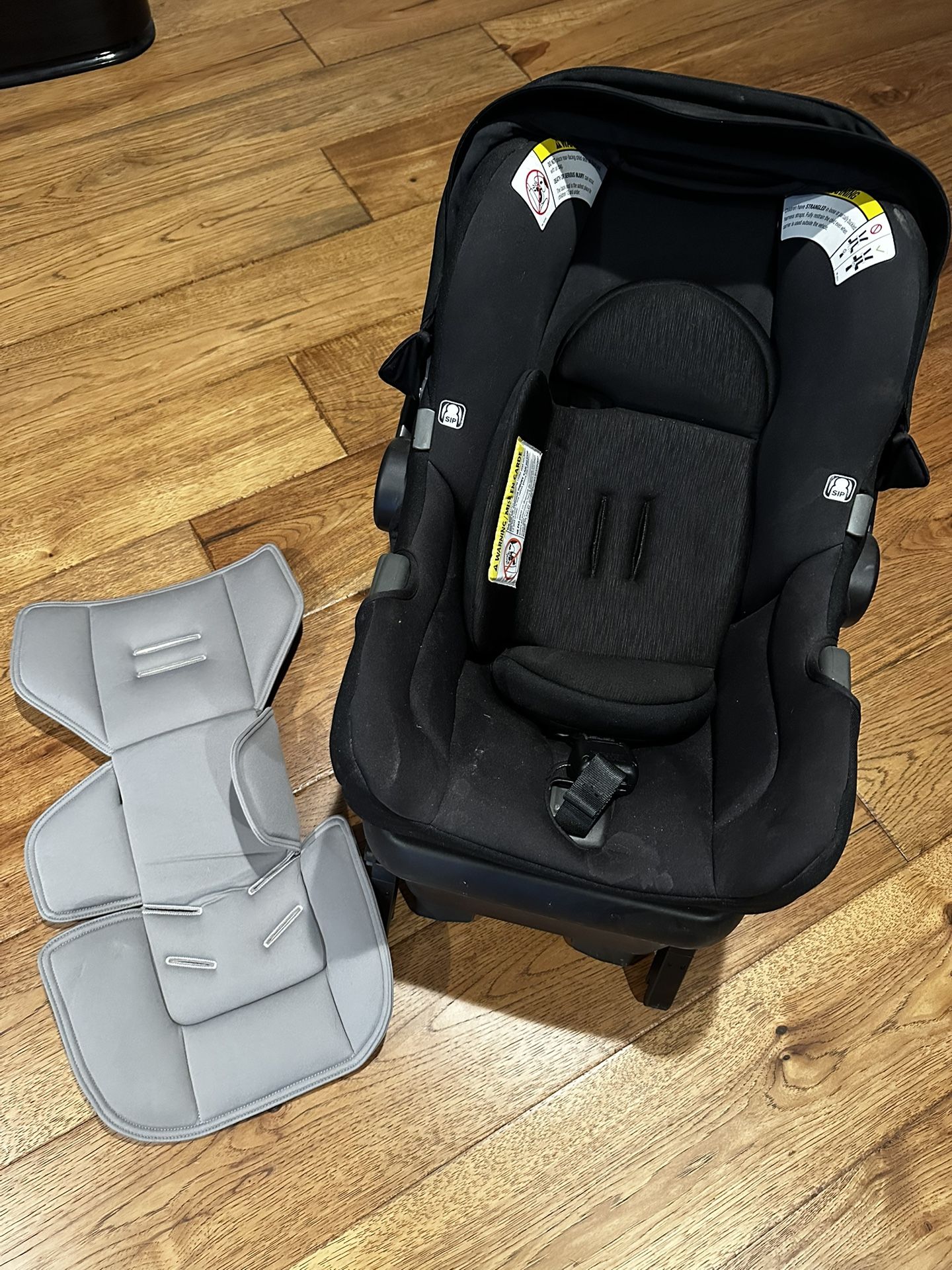Infant NUNA Car Seat
