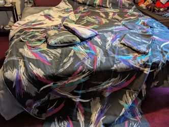 Bedroom comforter/curtain set