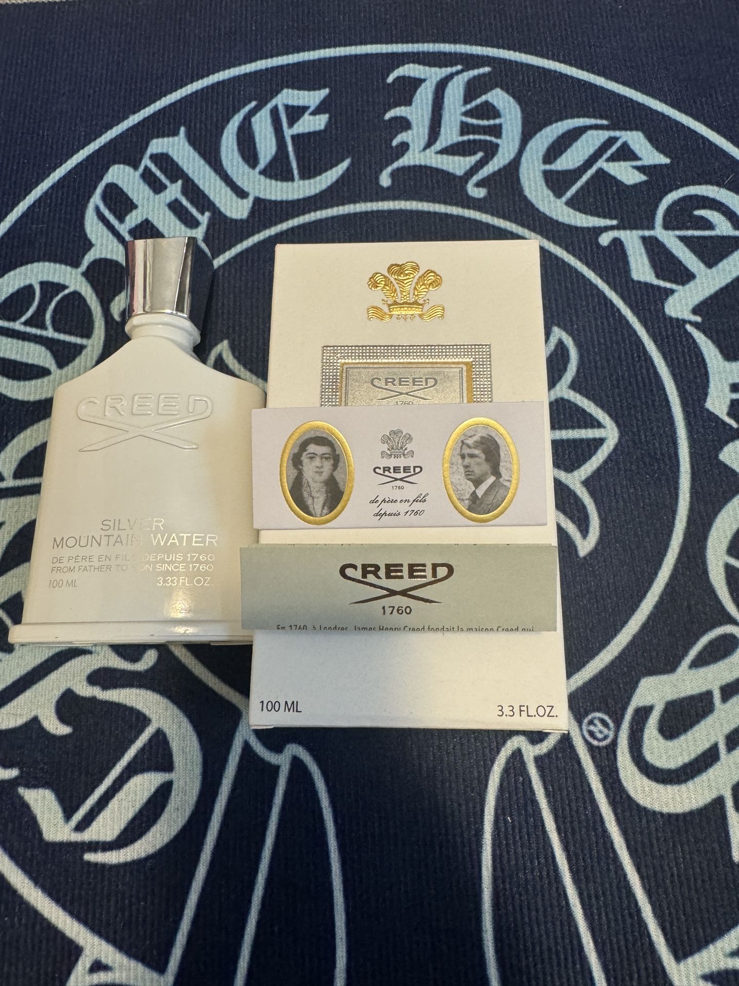 Silver mouthing signature scent