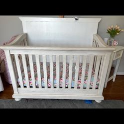 Convertible Crib