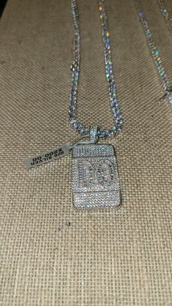 Silver 925 chain... 18 inches... nice