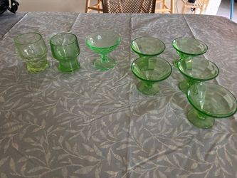 vintage uranium glass cups