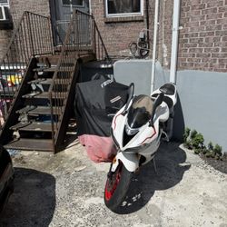 2016 Triumph Datona 675 Abs