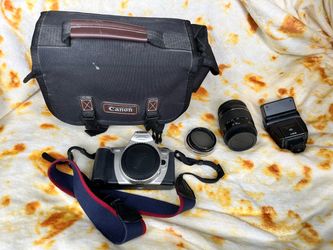 Canon Rebel 2000 w/accessories