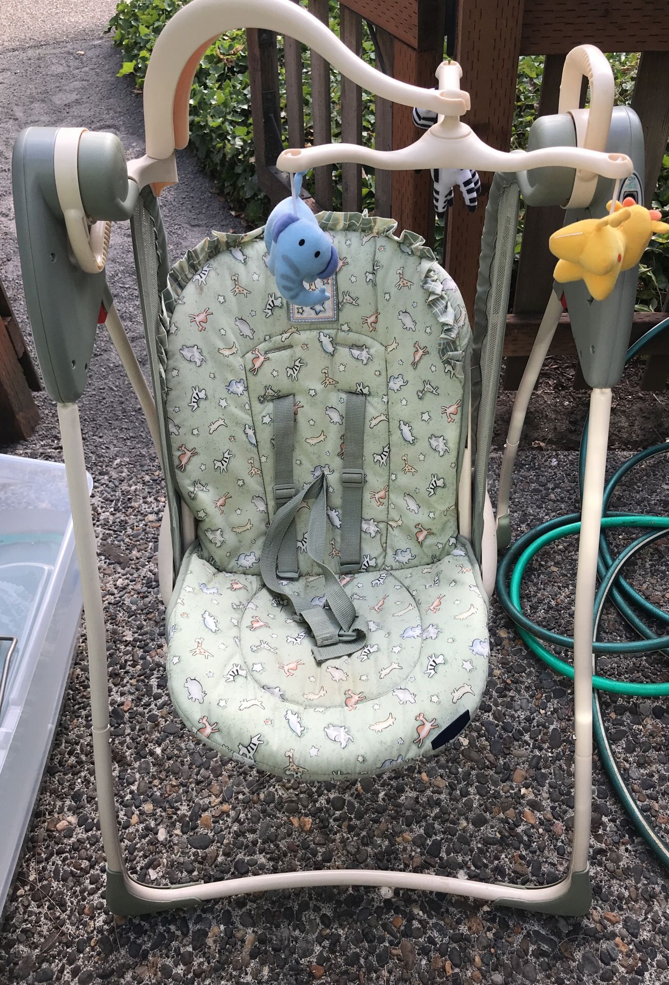 Baby swing