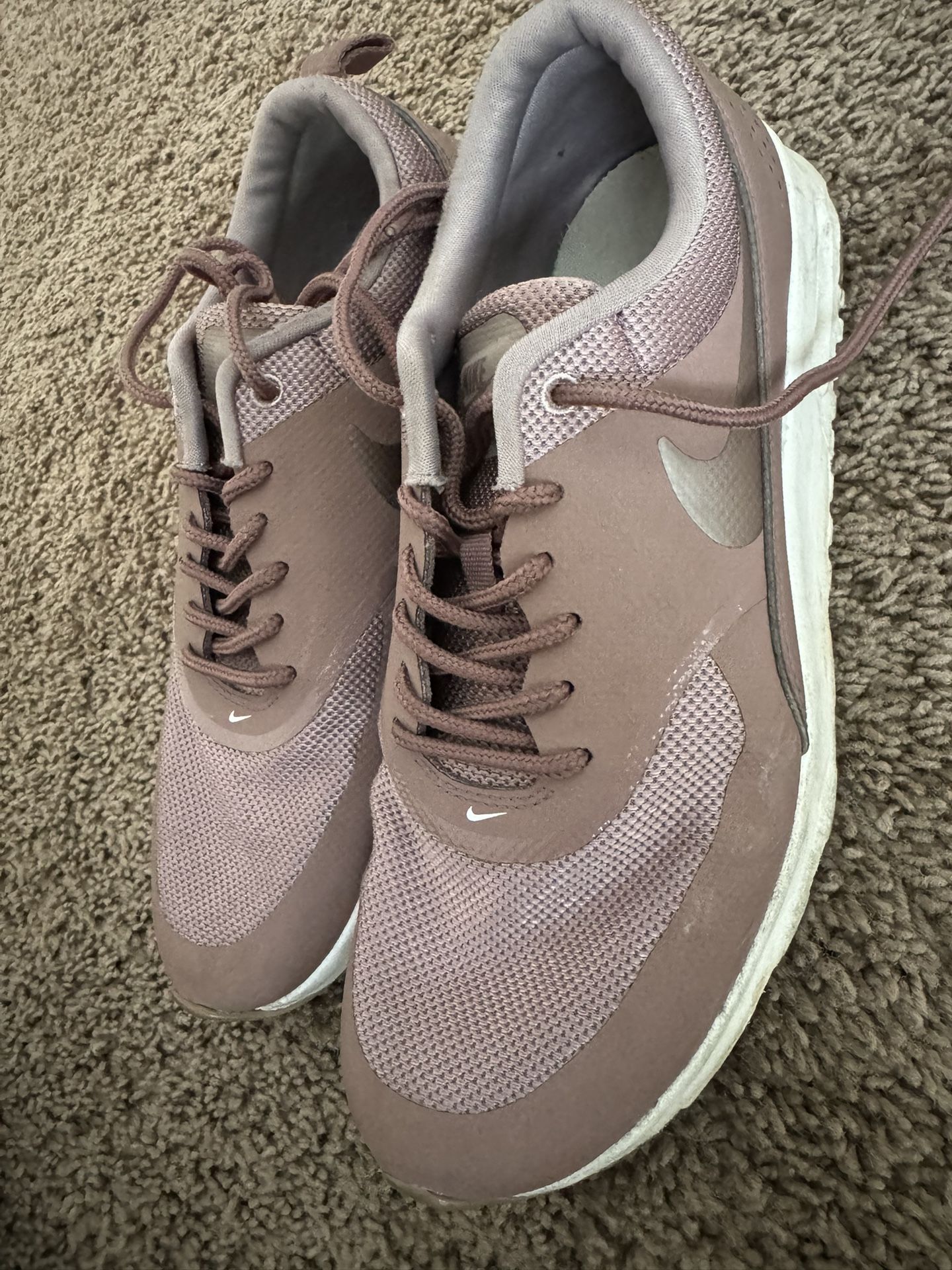 Nike Shoes 