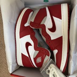 DS Jordan 1 size 9.5 mens