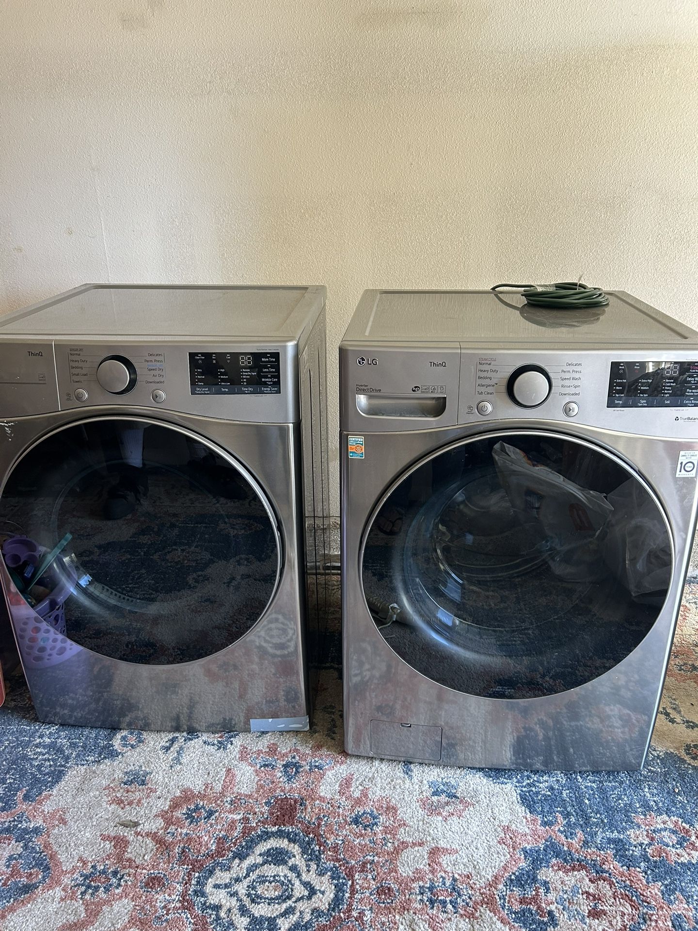 LG Washer & Dryer Matching Set