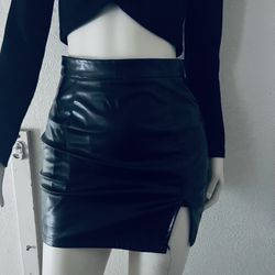  leather skirt size S