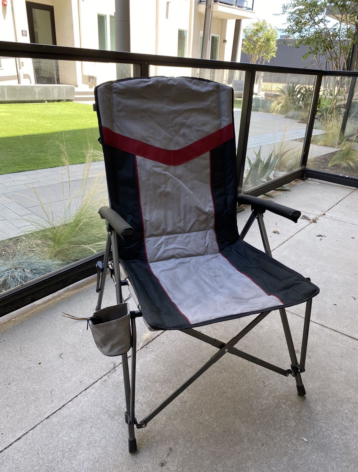 Ozark Trail High Back Hard Arm Camping Chair Gray Black for Sale in Los Angeles CA OfferUp