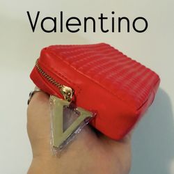 Authentic Valentino Designer Red Triangle Diamond Stud Grid Pouch Clutch Bag With Gold V 
