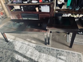 Free. Coffee table and 1 side table