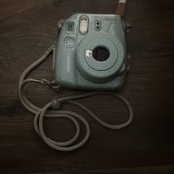 Camera - instax mini 9