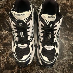 Balenciaga Runners 