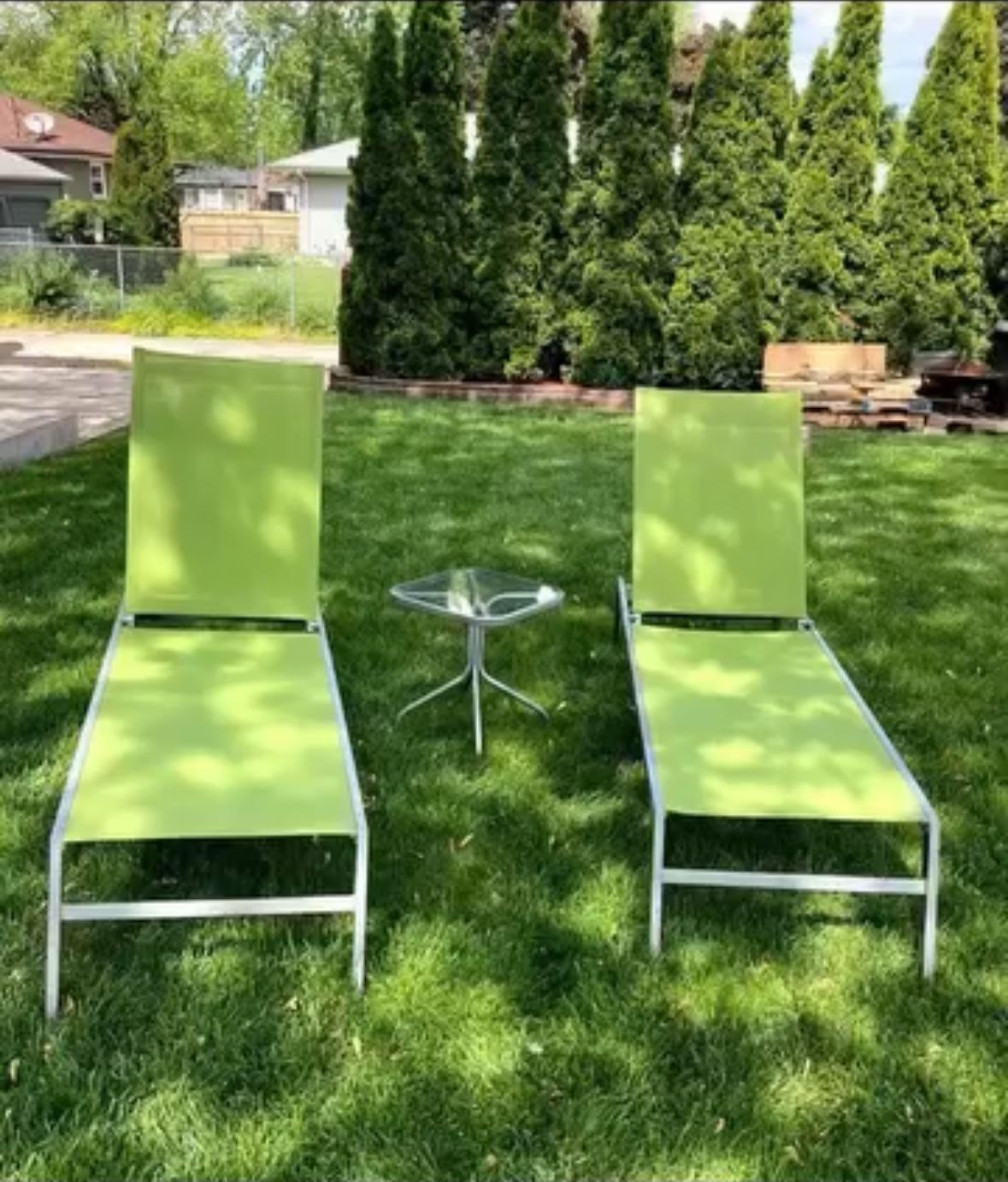 Summer Lounge Chair (set) w/ table