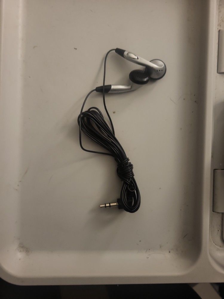 Wired Earbuds