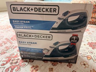 BLACK+DECKER Easy Steam Iron – Like New/Open Box