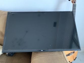 TCL Roku 32” Smart LED TV