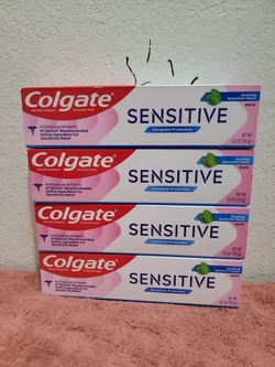 Cuatro por $10