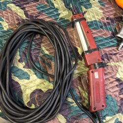 Lámpara Max Tool