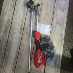Milwaukee M18 FUEL 18V Cordless Battery Powered QUIK-LOK Power Head with String Trimmer (tool only)