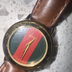 vintage Gucci 3000M (men's) or 3000L (women's) Sherry Line