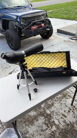 Sharper Image Spotting Scope with Tripod & Hard Case