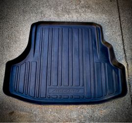 (#224) Honda Accord OEM Black Rubber Cargo Liner