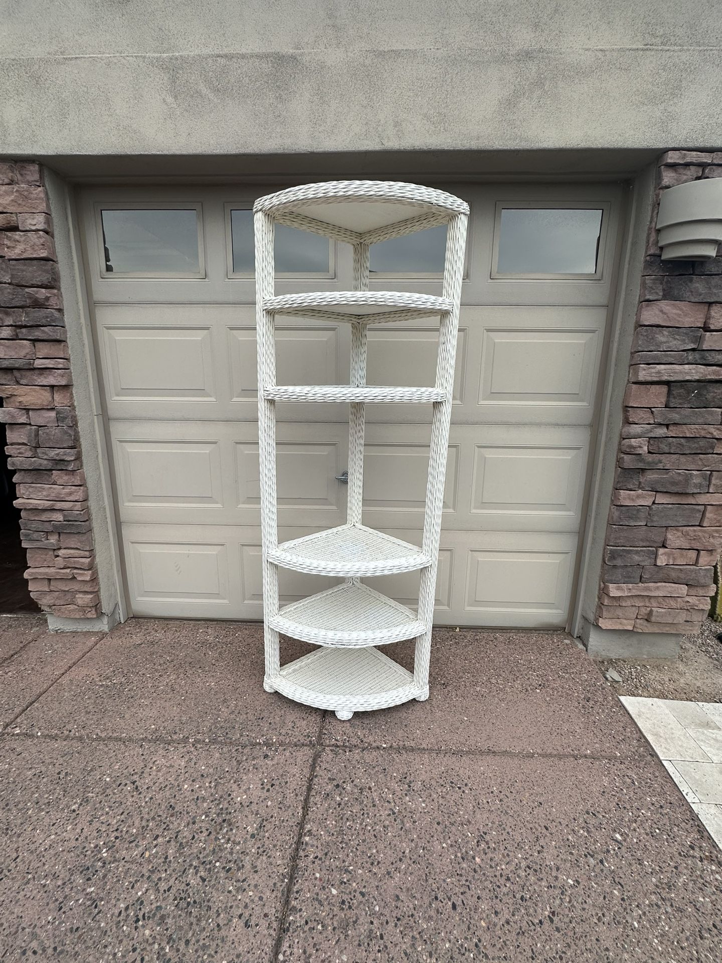 Vintage White Wicker Rattan Corner Shelf