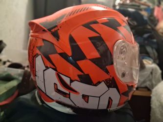 Icon helmet