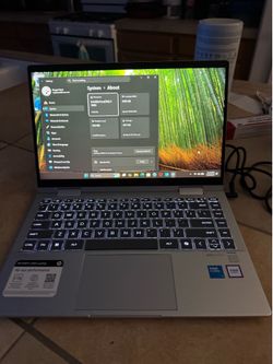 HP Envy 360 14”,  Core i5-120U, 8 GB DDR5, 512 GB NVME SSD, Windows 11
