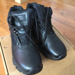 Merrell Moab 3 Mid Tactical response Waterproof boots with comfortbase, men size 9.5, black color. New