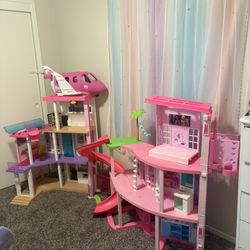Barbie Dream House 
