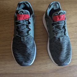 Size 7 Mens Adidas Shoes 