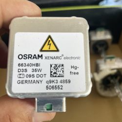 01-10-15-20-21-22-23 GMC Chevrolet Ford Lincoln Headlight Bulb OEM 