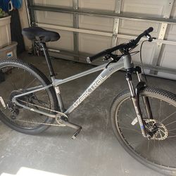 Ozark Trail Vibe Mountain Bicycle