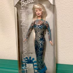 HOLLYWOOD NAILS BARBIE DOLL REAL PRESS ON NAILS & POLISH NEW