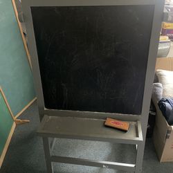 Solid Quality Easle/Chalkboard For Play Or Teaching 