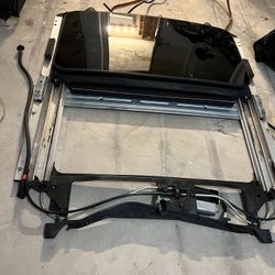 Dodge Challenger sunroof