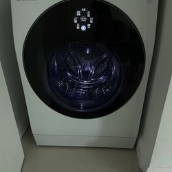 LG Washer/Dryer combo