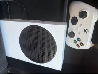 Brand new Xbox fresh out the box son got it for his birthday, but he’s too young. He barely knows how to play was 600 willing to let it go for 400 buc