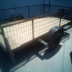 Hauling Trailér In Excellent Condition Has Plates That Don't Need Tags Ever Make 10ftx6ft  $1,500 Obo