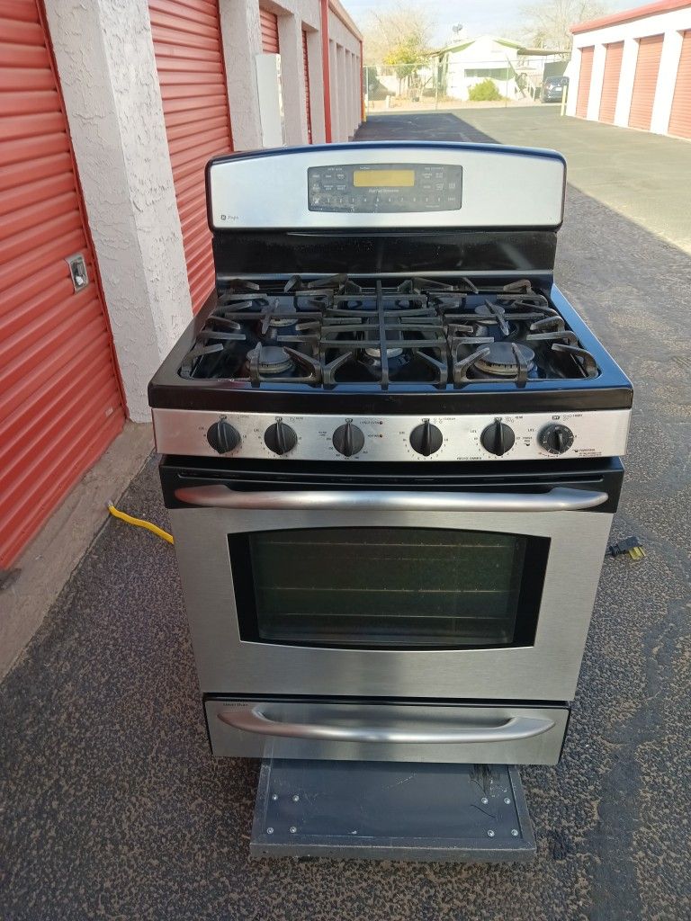 GE Profile 30-in Freestanding Double Oven Range