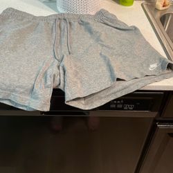 Men’s Nike shorts
